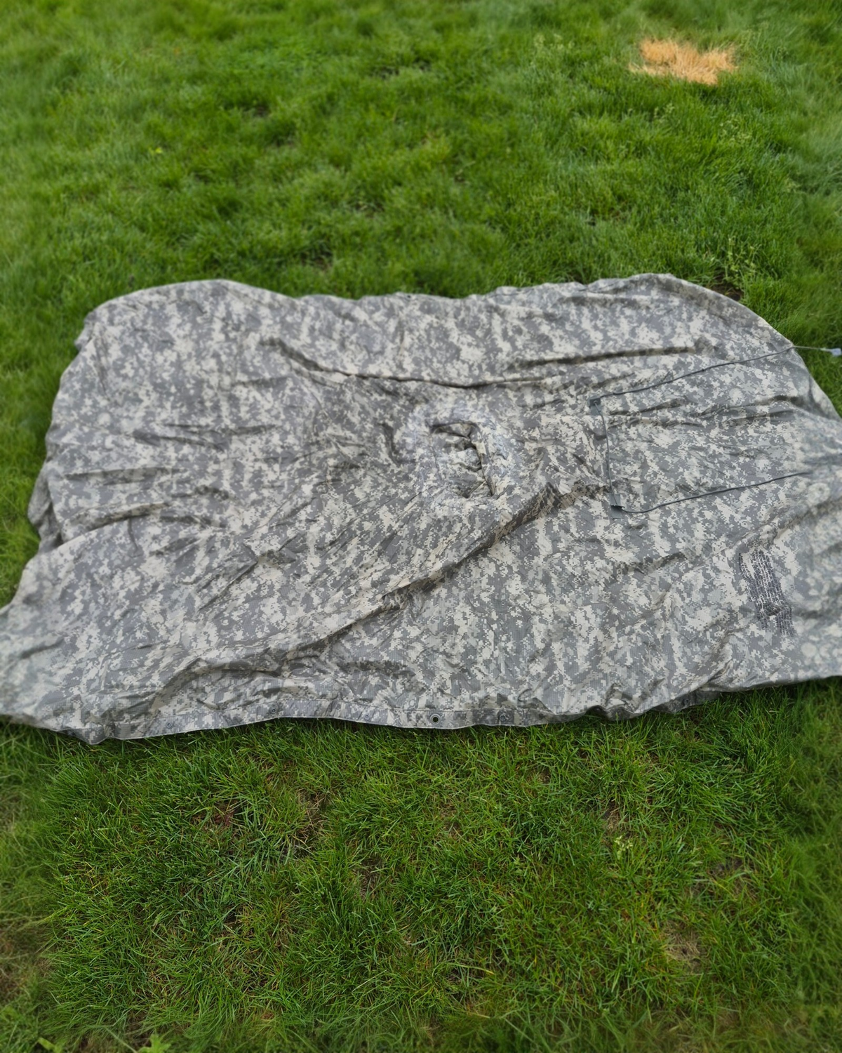 Genuine USGI ACU/UCP Wet Weather Poncho – Tactical Rain Gear & Emergency Shelter